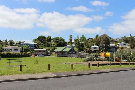 Photo of property in 52 Keegan Drive, Massey, Auckland, 0614