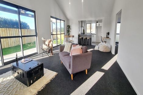 Photo of property in 30 Oldfield Lane, Marton, 4710