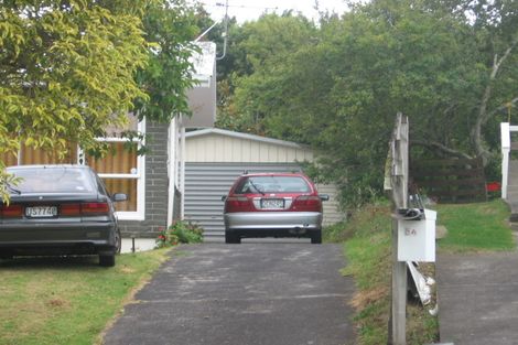 Photo of property in 5 Segedin Place, Glenfield, Auckland, 0629