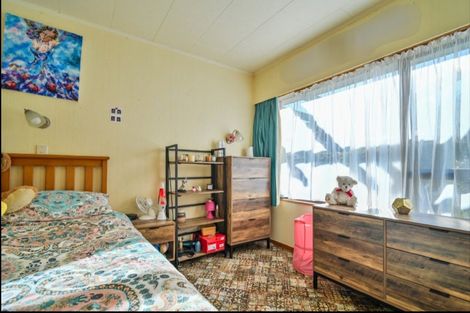 Photo of property in 1422 Woodstock Avenue, Mayfair, Hastings, 4122