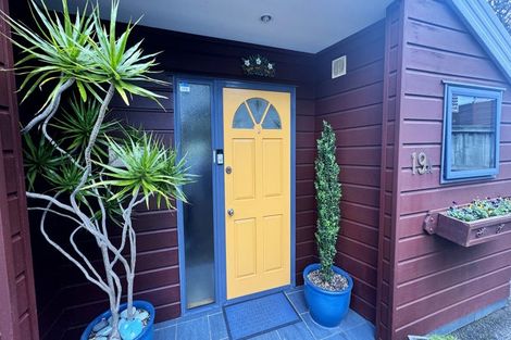 Photo of property in 19a Rangatira Road, Birkdale, Auckland, 0626