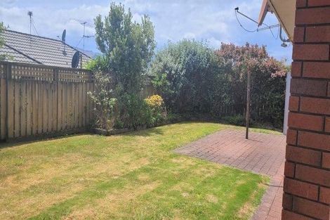 Photo of property in 43 Joseph Banks Drive, Whitby, Porirua, 5024