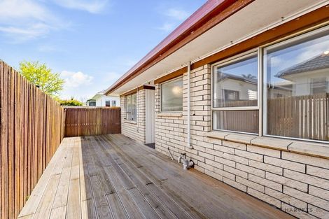 Photo of property in 56 Te Atatu Road, Te Atatu South, Auckland, 0610