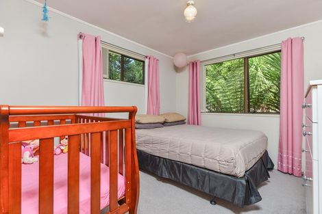Photo of property in 10 Glenbervie Crescent, Massey, Auckland, 0614