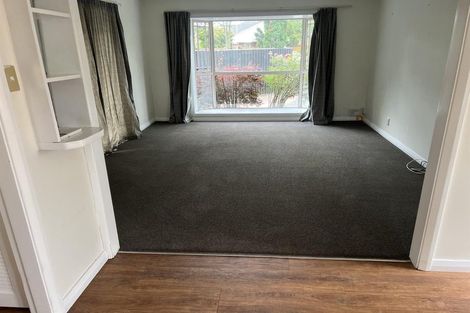 Photo of property in 55 Memorial Avenue, Ilam, Christchurch, 8053