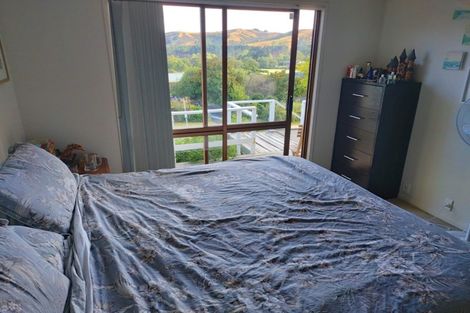 Photo of property in 17 Rautawhiri Road, Helensville, 0800