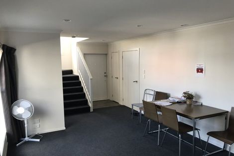 Photo of property in 3 Somerset Street, Brooklands, New Plymouth, 4310