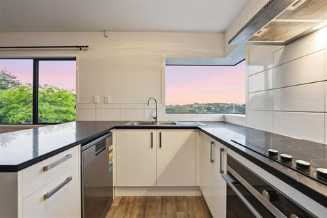 Photo of property in 1/3 Valecrest Place, Bayview, Auckland, 0629