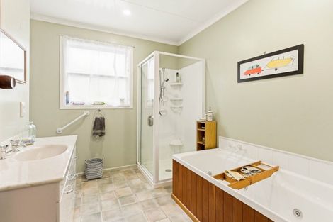 Photo of property in 33 Kennedy Road, Fairfield, Dunedin, 9018