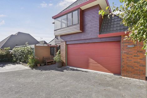 Photo of property in 4b Burn-murdoch Street, St Andrews, Hamilton, 3200