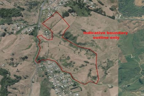 Photo of property in 13 Edwards Avenue, Henderson, Auckland, 0610