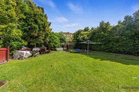 Photo of property in 42 Pooks Road, Ranui, Auckland, 0612
