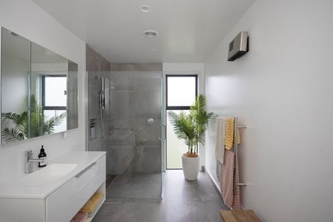 Photo of property in 30 Chambers Street, Kakanui, Oamaru, 9495