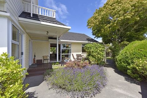 Photo of property in 2 Worsleys Road, Cracroft, Christchurch, 8025