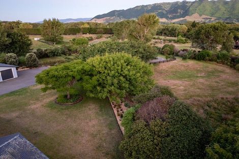 Photo of property in 358 Ngarara Road, Waikanae, 5391