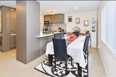 Photo of property in 54c Cambridge Terrace, Papatoetoe, Auckland, 2025