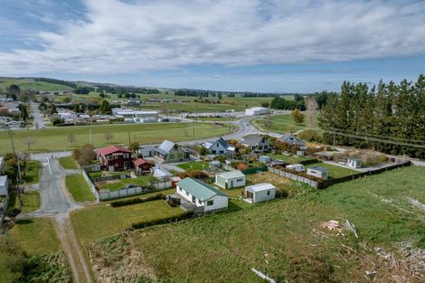 Photo of property in 2 Avon Street, Lumsden, 9730