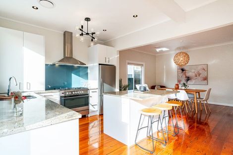 Photo of property in 376 Karori Road, Karori, Wellington, 6012
