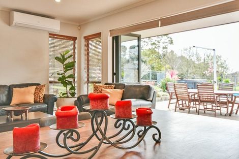 Photo of property in 68 Cooper Road, Ramarama, Drury, 2579