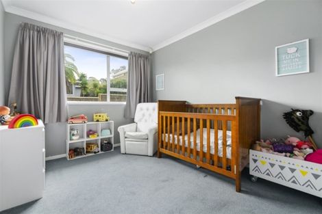 Photo of property in 12a Hobby Avenue, Birkdale, Auckland, 0626