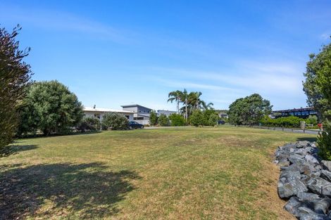 Photo of property in 233 Mangatawhiri Road, Omaha, 0986