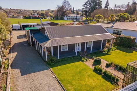 Photo of property in 114 Talbot Street, Geraldine, 7930