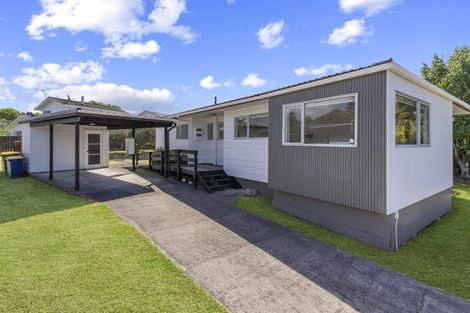 Photo of property in 6 Mannering Place, Hillcrest, Auckland, 0627