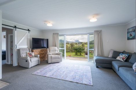 Photo of property in 138 Waller Street, Murchison, 7007