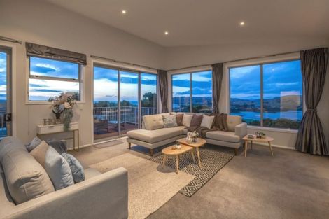 Photo of property in 58a Kahu Road, Paremata, Porirua, 5024