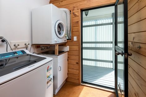 Photo of property in 7 Coubray Place, Botany Downs, Auckland, 2010