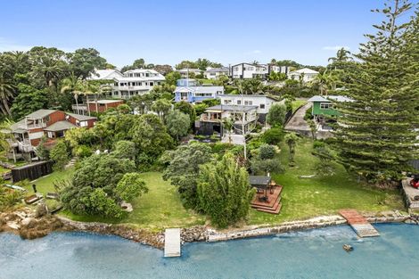 Photo of property in 70 Aramoana Avenue, Devonport, Auckland, 0624