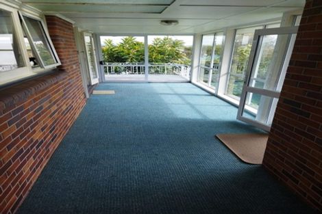 Photo of property in 279 Great North Road, Henderson, Auckland, 0612