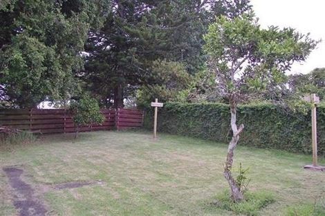 Photo of property in 10 Mcclintock Road, Massey, Auckland, 0614