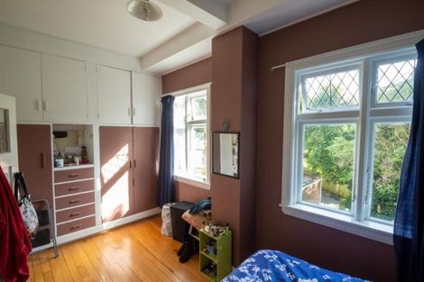 Photo of property in Carillion/the Knoll, 33 Thompson Street, Mount Cook, Wellington, 6011