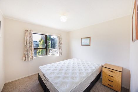 Photo of property in 18 Thomas Place, Foxton Beach, Foxton, 4815