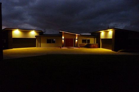 Photo of property in 1 Wilson Road, Urenui, 4375