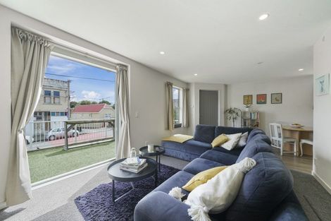 Photo of property in 21u2 Luxford Street, Berhampore, Wellington, 6023