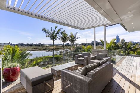 Photo of property in 53 Walter Street, Hauraki, Auckland, 0622