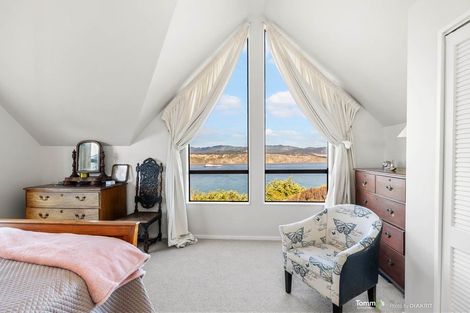 Photo of property in 17b Bowes Crescent, Strathmore Park, Wellington, 6022