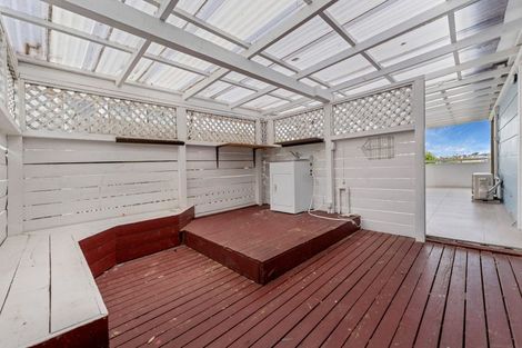 Photo of property in 5 Magellan Place, Papatoetoe, Auckland, 2025