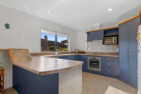 Photo of property in 2 Hayward Rise, Owhata, Rotorua, 3010