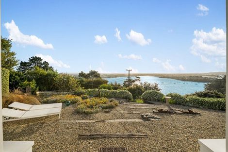 Photo of property in 24 Austin Road, Greenhithe, Auckland, 0632