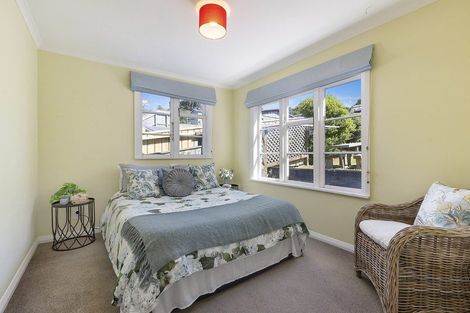 Photo of property in 7 Onepoto Road, Titahi Bay, Porirua, 5022