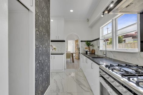 Photo of property in 6 Lipscombe Avenue, Papatoetoe, Auckland, 2025