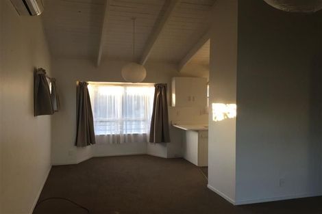 Photo of property in 48 Strid Road, Te Atatu South, Auckland, 0610