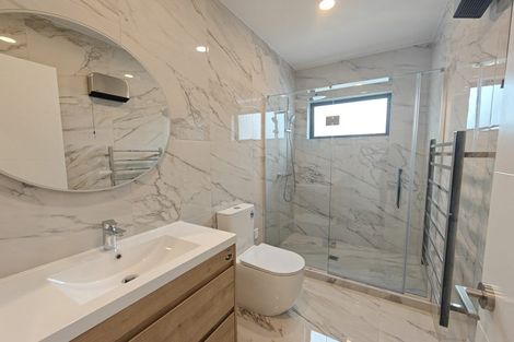 Photo of property in 1 Pukeko Road, Hobsonville, 0616