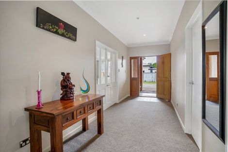 Photo of property in 29 Church Street, Winton, 9720
