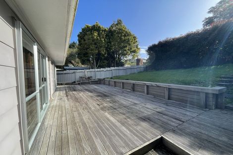 Photo of property in 28 Glenfinn Place, Massey, Auckland, 0614