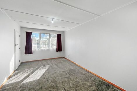 Photo of property in 14 Belfast Place, Roslyn, Palmerston North, 4414