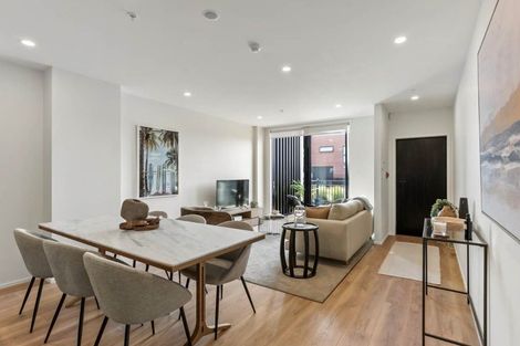 Photo of property in 8/19 Windlass Street, Long Bay, Auckland, 0630